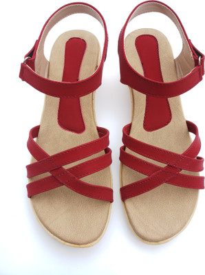 

Lavister Women MAROON Casual
