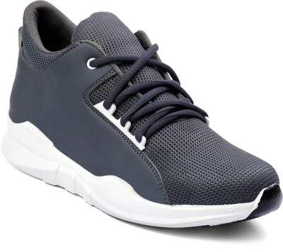 

Bacca Bucci Walking Shoes For Men(Grey, White