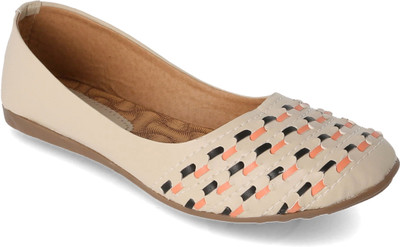 

Myra Trendy Design Bellies For Women(Multicolor, Cream