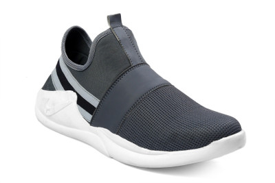 

Bacca Bucci Running Shoes For Men(Grey