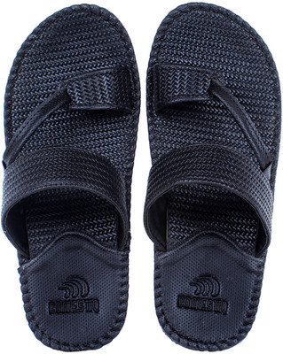 

Domestiq Slippers, Black