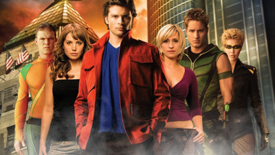

Akhuratha -movie-smallville-doctor Wall Poster Paper Print(12 inch X 18 inch, Rolled)