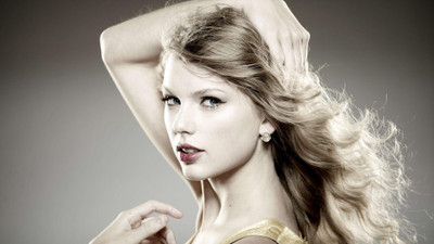 

Akhuratha taylor-swifts-celebrities-photoshoot-music Wall Poster Paper Print(12 inch X 18 inch, Rolled)