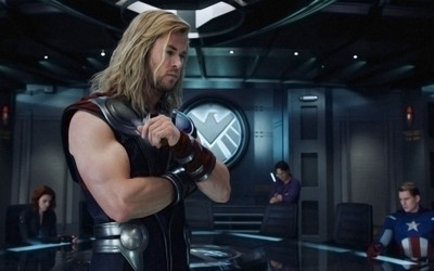 

Aabhaas chris-hemsworth-avengers Wall Poster Paper Print(12 inch X 18 inch, Rolled)