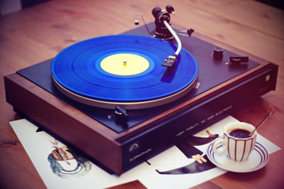

Akhuratha vinyl-vintage-coffee-music Wall Poster Paper Print(12 inch X 18 inch, Rolled)