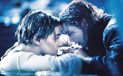 

Akhuratha movies-moment-final-titanic Wall Poster Paper Print(12 inch X 18 inch, Rolled)