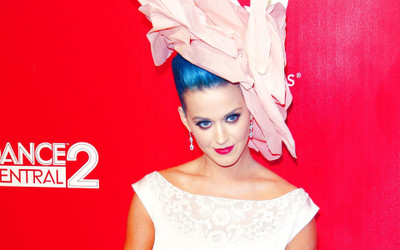 

katy-perry-women-music-blue-hair-singers Wall Poster Paper Print(12 inch X 18 inch, Rolled)