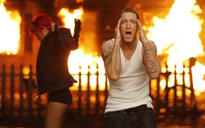 

eminem-widescreen-music-actorsbee-eminem Wall Poster Paper Print(12 inch X 18 inch, Rolled)