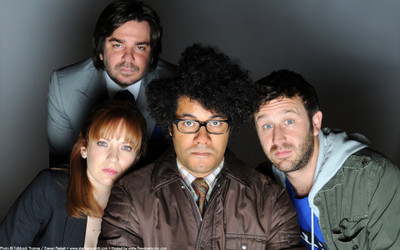 

Akhuratha chris-richard-parkinson-ayoade-odowd-shows-katherine-morris-movies-goodwp-crowd-sitcom-series-images Wall Poster Paper Print(12 inch X 18 inch, Rolled)