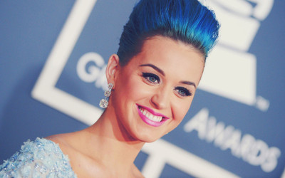 

Akhuratha katy-perry-women-music-blue-hair-singers Wall Poster Paper Print(12 inch X 18 inch, Rolled)