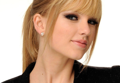 

-taylor-swift-blondes-women-music-models-celebrity-singers-white- Wall Poster Paper Print(12 inch X 18 inch, Rolled)