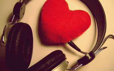 

love-players-headphones-music Wall Poster Paper Print(12 inch X 18 inch, Rolled)