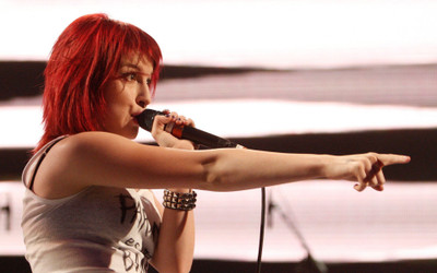

Akhuratha hayley-williams-paramore-women-music-redheads-celebrity-singers Wall Poster Paper Print(12 inch X 18 inch, Rolled)