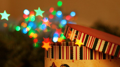 

Akhuratha Anime achristmas-present-magics Wall Poster Paper Print(12 inch X 18 inch, Rolled)