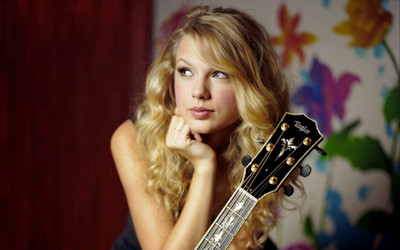 

taylor-swift-blondes-women-music-celebrity-guitars-singers Wall Poster Paper Print(12 inch X 18 inch, Rolled)
