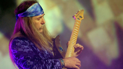 

uli-jon-roth-guitars-music Wall Poster Paper Print(12 inch X 18 inch, Rolled)