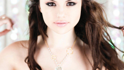 

Akhuratha selena-gomez-actresses-people-singer-songwriter-music-entertainments Wall Poster Paper Print(12 inch X 18 inch, Rolled)