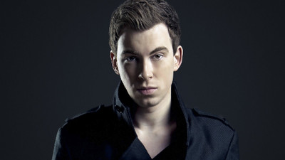 

Akhuratha hardwell-music-dj-robbert-van-de-corput Wall Poster Paper Print(12 inch X 18 inch, Rolled)