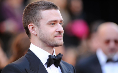 

Akhuratha justin-timberlake-celebritys-music-celebrities Wall Poster Paper Print(12 inch X 18 inch, Rolled)