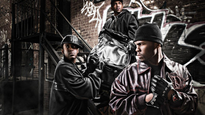 

Akhuratha music-monitor-lloyd-banks Wall Poster Paper Print(12 inch X 18 inch, Rolled)
