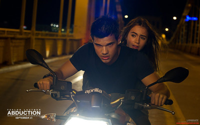 

Wall Poster a/taylor-lautner-bike-abductions Paper Print(12 inch X 18 inch, Rolled)