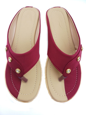 

Lavister Women MAROON Casual