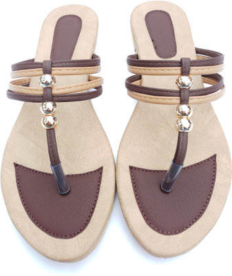 

Lavister Women Brown Flats