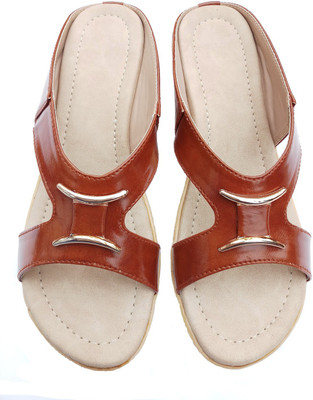 

Lavister Women GOLDEN Wedges