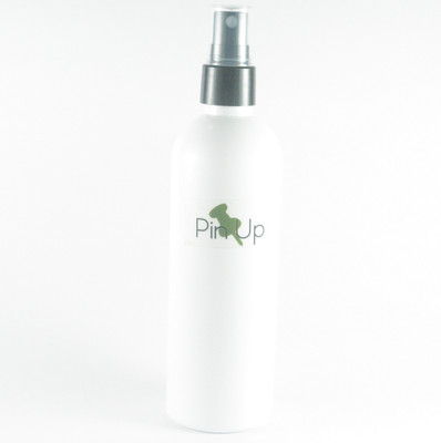 PinUp Spray liquid cleaning Shiner(Leather, Nylon, Nubuck, Sports Shoes, Synthetic Leather, Natural) available at flipkart for Rs.169