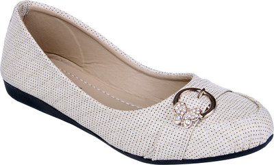 

Goyal Bellies For Women(Off White, Beige