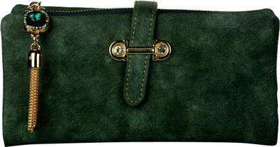 

Cuddle Casual Green Clutch