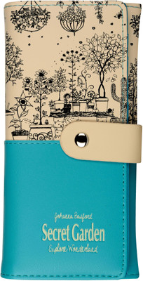 

Cuddle Casual Blue Clutch