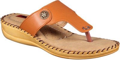 

1 WALK Women Tan Flats