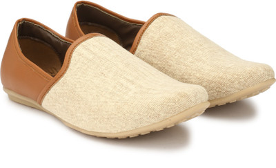

RESTINFOOT Casuals For Men(White