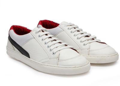 

Escaro ES2121GN_White_ Sneakers For Men(White, Black