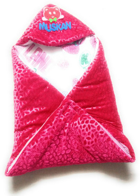 

NewJainTraders Woolen Hooded Blanket Cum Sleeping Bag Cum Baby Packer (Wrapper) Sleeping Bag(Multicolor, Dark pink