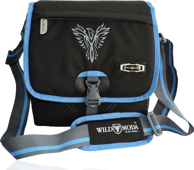 

Wildmoda Men Casual Blue Polyester Sling Bag
