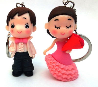 

JOSHISNEST Cute Pink Bride & Groom Designer Doll Key Chain(Multicolor)