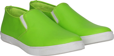 

Kraasa Pride Slip On Sneakers For Men(Green