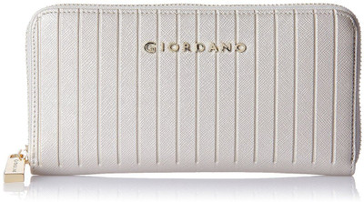 

Giordano Women Casual Silver Genuine Leather Wallet(4 Card Slots)