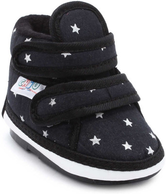 

Chiu Boys & Girls Velcro Casual Boots(Black