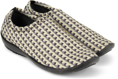 

Gliders by Liberty Bellies For Women(Multicolor, Beige
