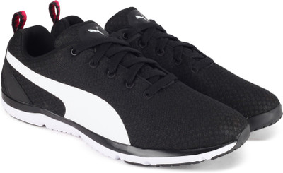 

Puma PUMA Flex XT Wn s Training & Gym Shoes For Women(Black, White, Puma black-puma white-love pot