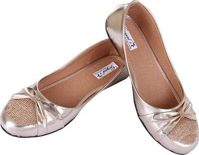 

Goyal Golden Stone Bellies For Women(Gold
