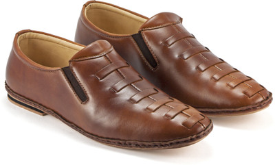 

DeVEE Arbitrarily Determined Cheeku Casuals For Men(Tan