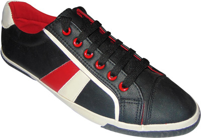 

GS Footwear Driving Shoes For Men(Black, White