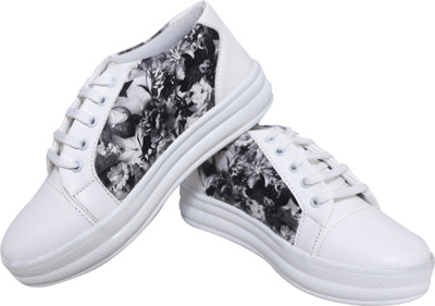 

Connekt 01 black Sneakers For Women(White