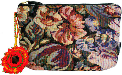 

Berserk Casual Pink Clutch