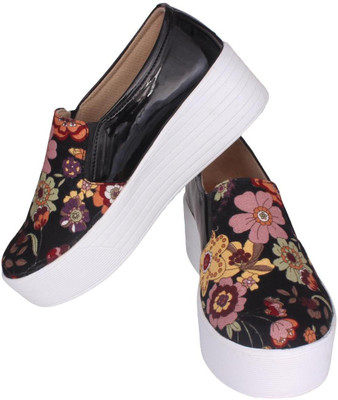 

Shezone Sneakers For Women(Multicolor, Black