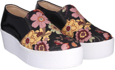 

Shezone Sneakers For Women(Multicolor, Black